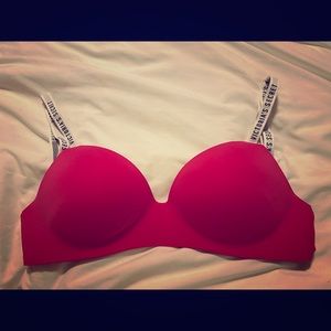 Victoria’s Secret bra